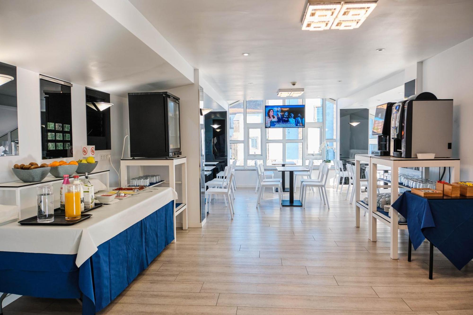 Loop Inn Hostel סנטיאגו דה קומפוסטלה מראה חיצוני תמונה