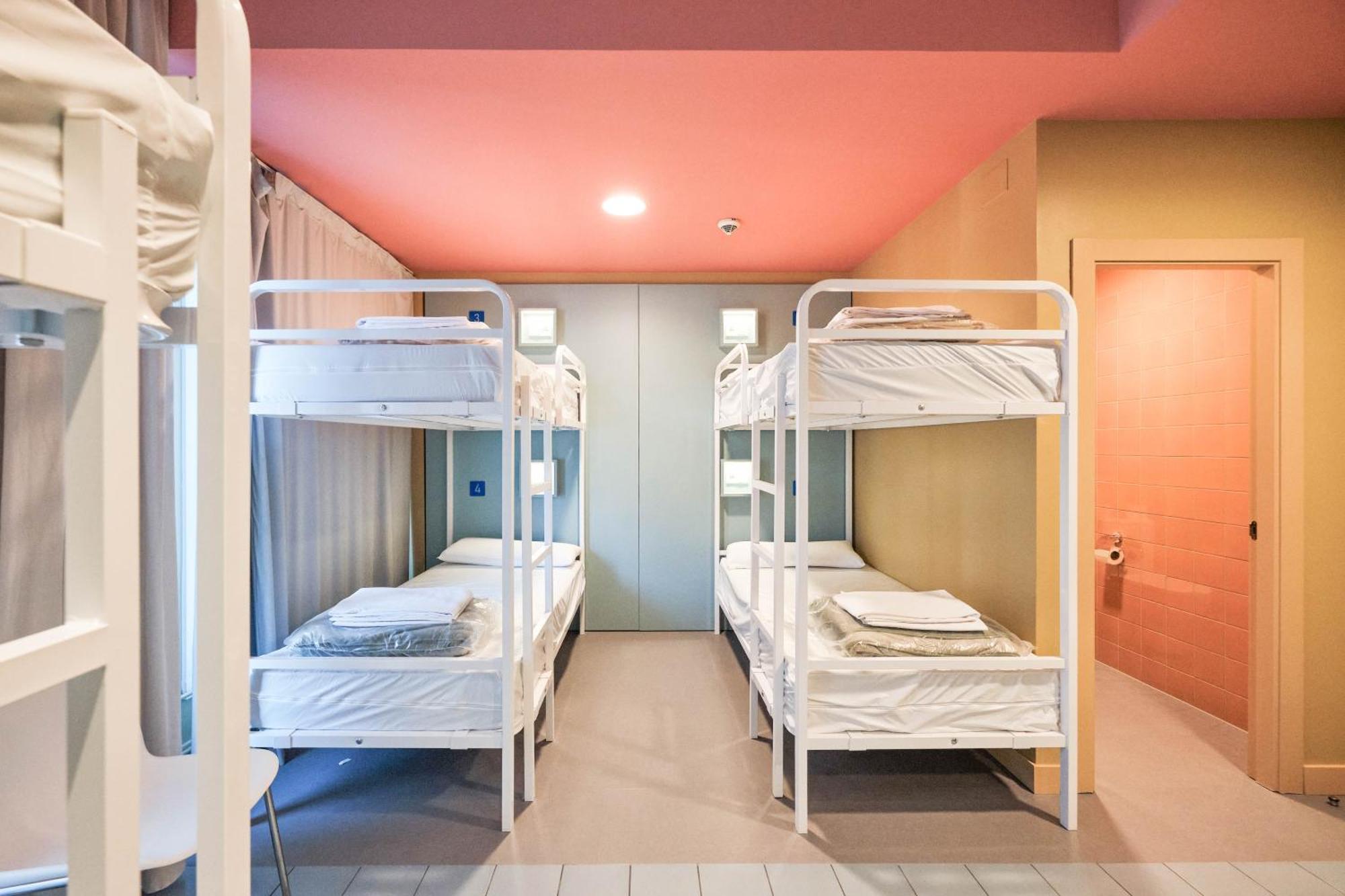 Loop Inn Hostel סנטיאגו דה קומפוסטלה מראה חיצוני תמונה