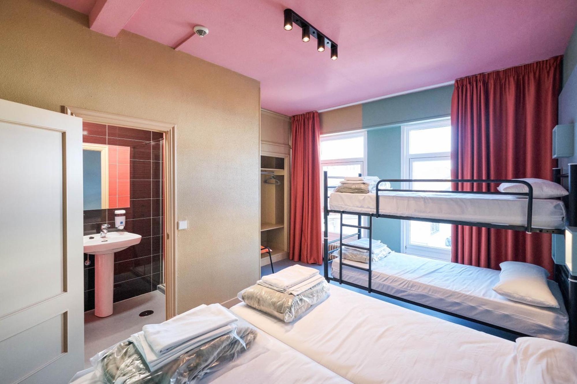 Loop Inn Hostel סנטיאגו דה קומפוסטלה מראה חיצוני תמונה